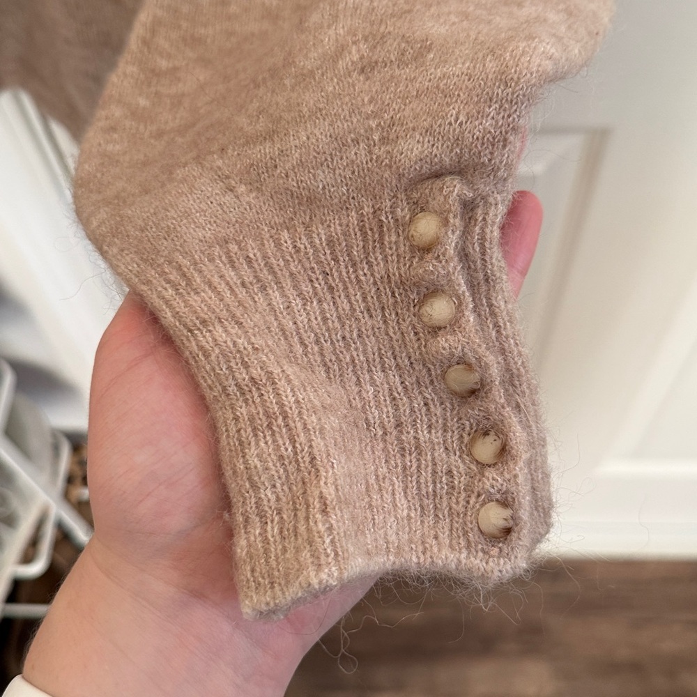 Sézane Louisa Jumper - Picture 2 of 4